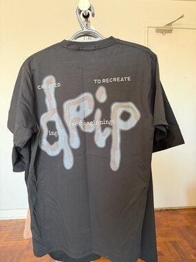 Black Graphic Back-Print Men's T-Shirt